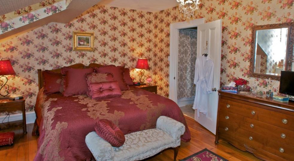 Maplehurst Manor Bed & Breakfast Brockville Phòng bức ảnh