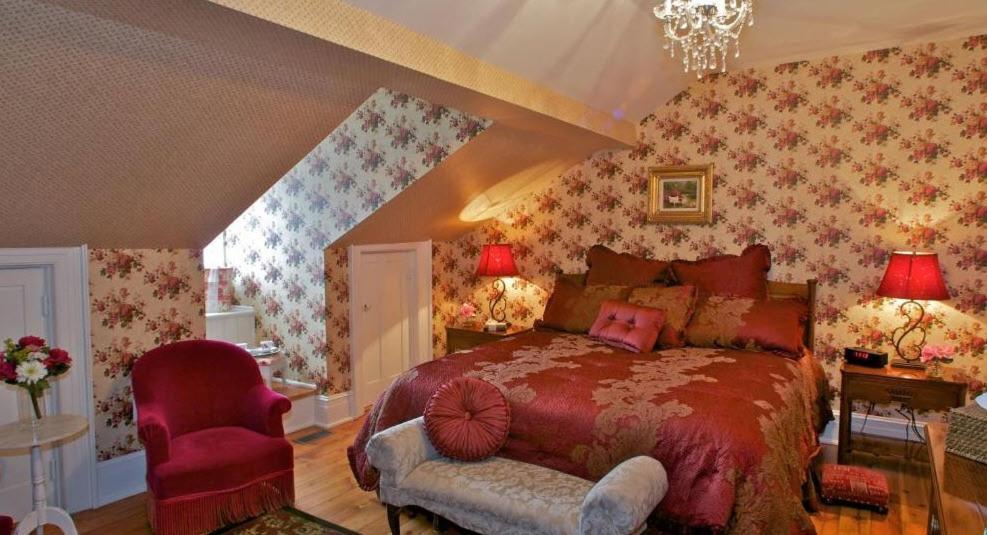 Maplehurst Manor Bed & Breakfast Brockville Phòng bức ảnh